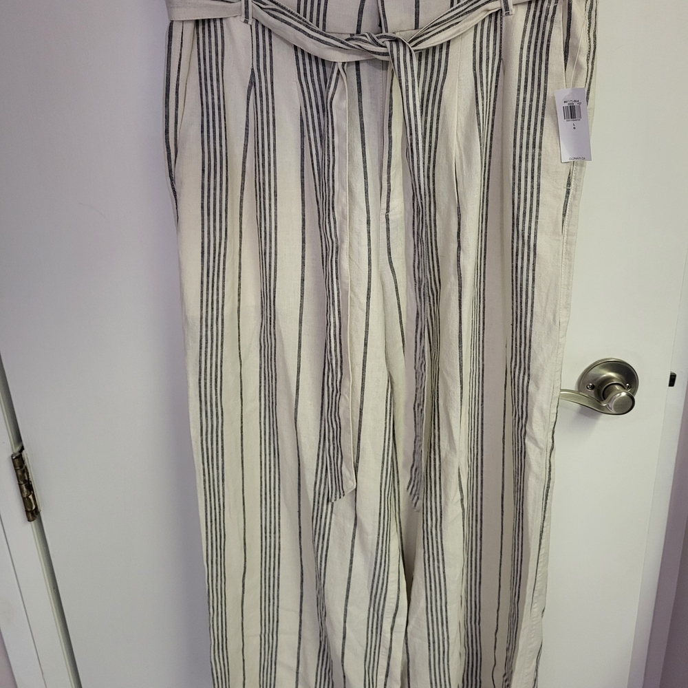 NWT Old Navy Black and White Striped Pants